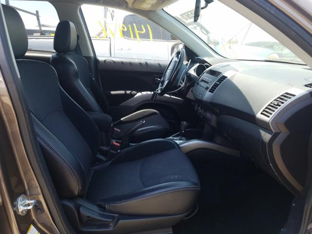 Photo 4 VIN: JA4AS3AW8BU028069 - MITSUBISHI OUTLANDER 