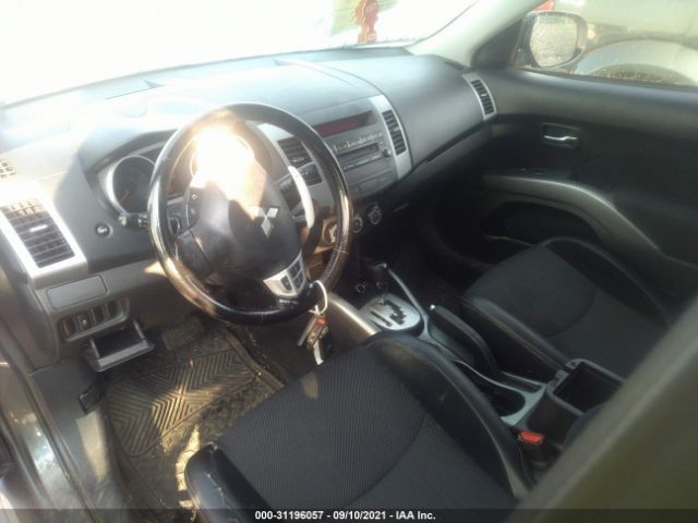 Photo 4 VIN: JA4AS3AW9BU024273 - MITSUBISHI OUTLANDER 