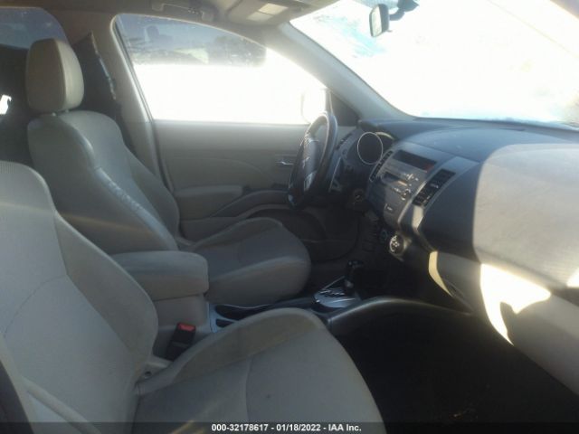 Photo 4 VIN: JA4AS3AWXCU000761 - MITSUBISHI OUTLANDER 