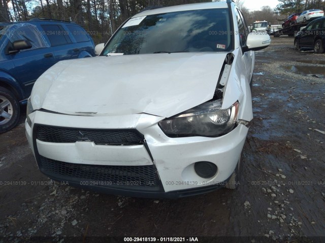 Photo 5 VIN: JA4AS3AX2AZ004490 - MITSUBISHI OUTLANDER 