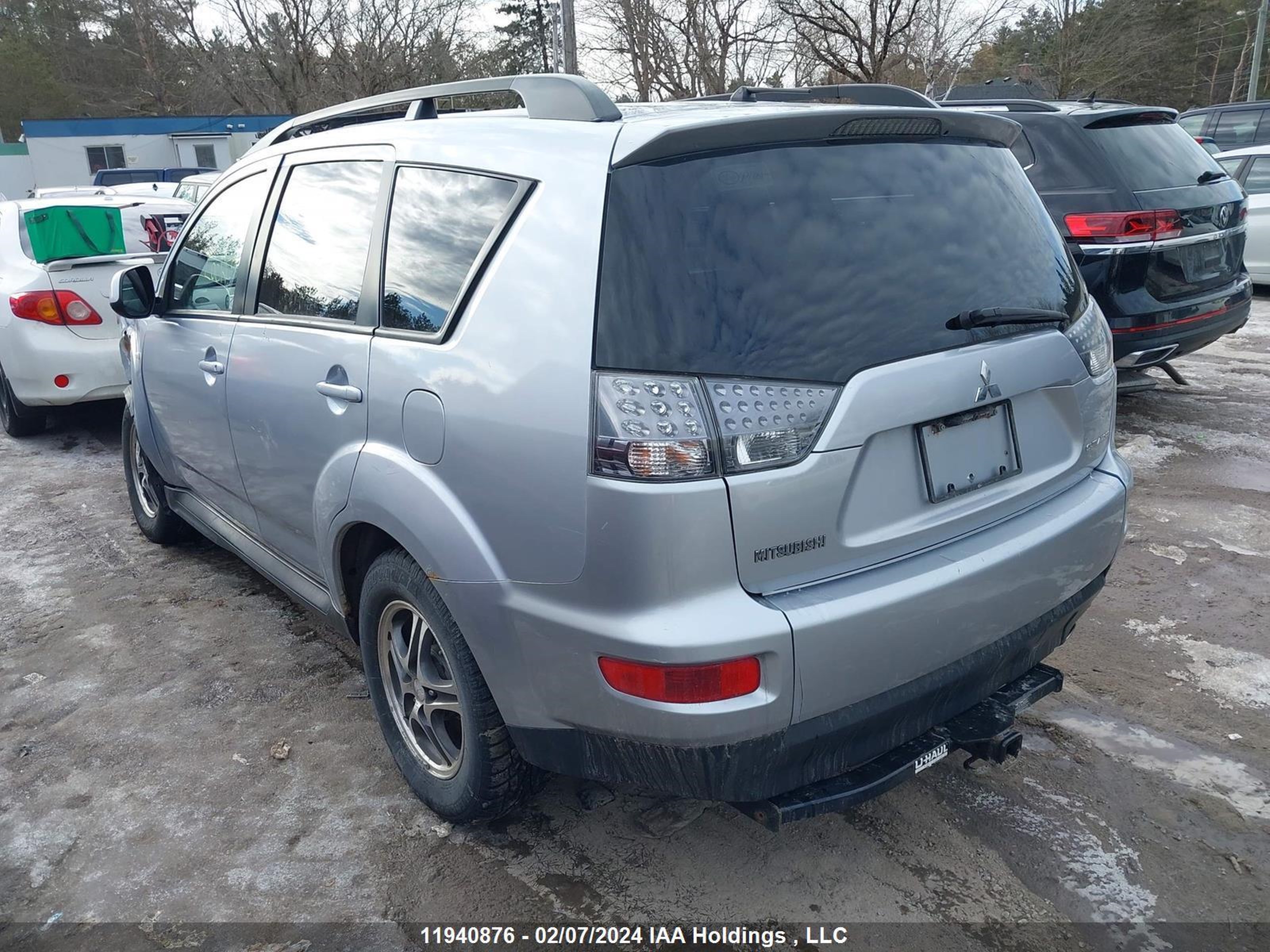 Photo 2 VIN: JA4AT2AW3AZ603218 - MITSUBISHI OUTLANDER 