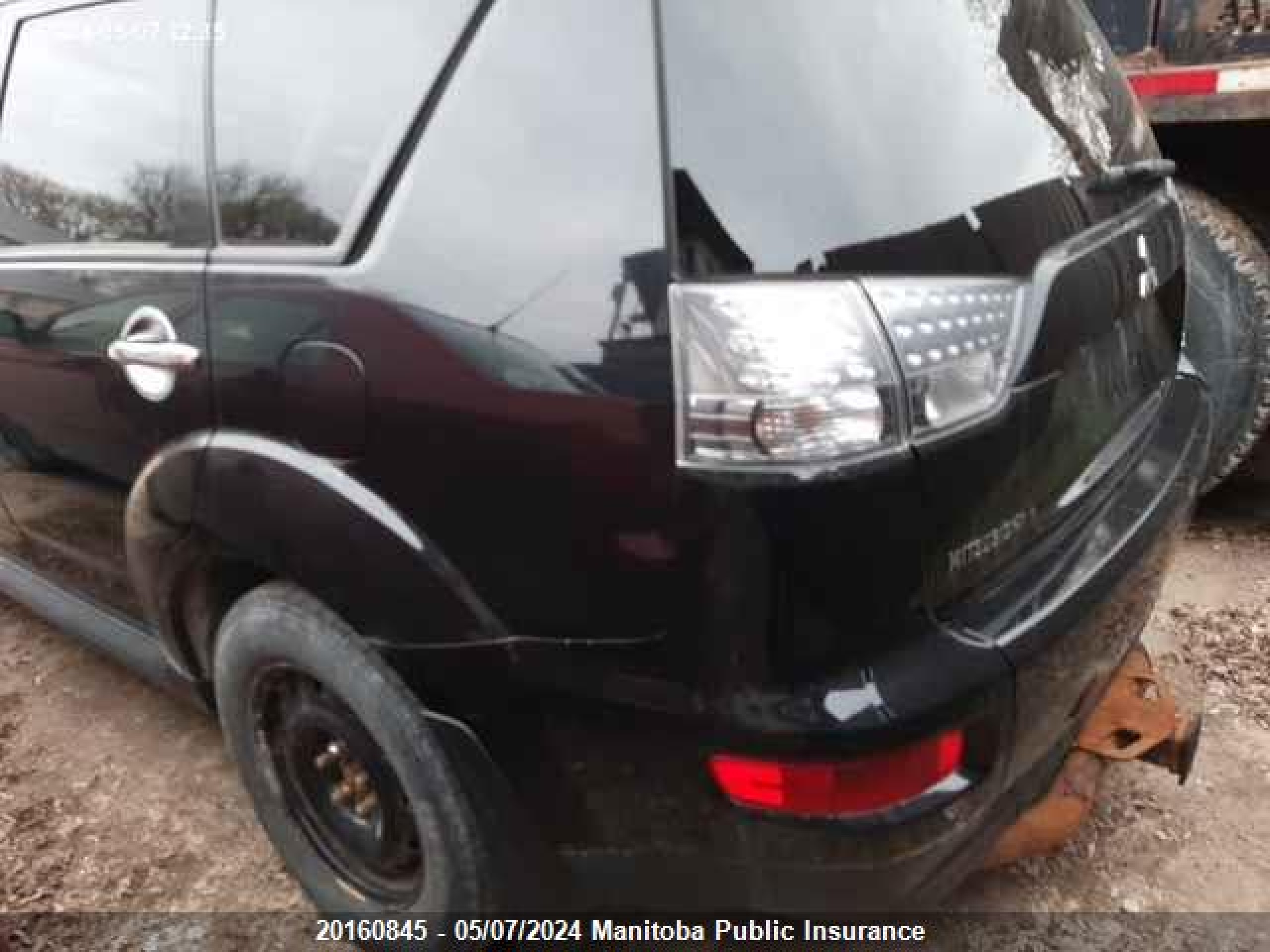 Photo 2 VIN: JA4AT2AW5AZ601891 - MITSUBISHI OUTLANDER 