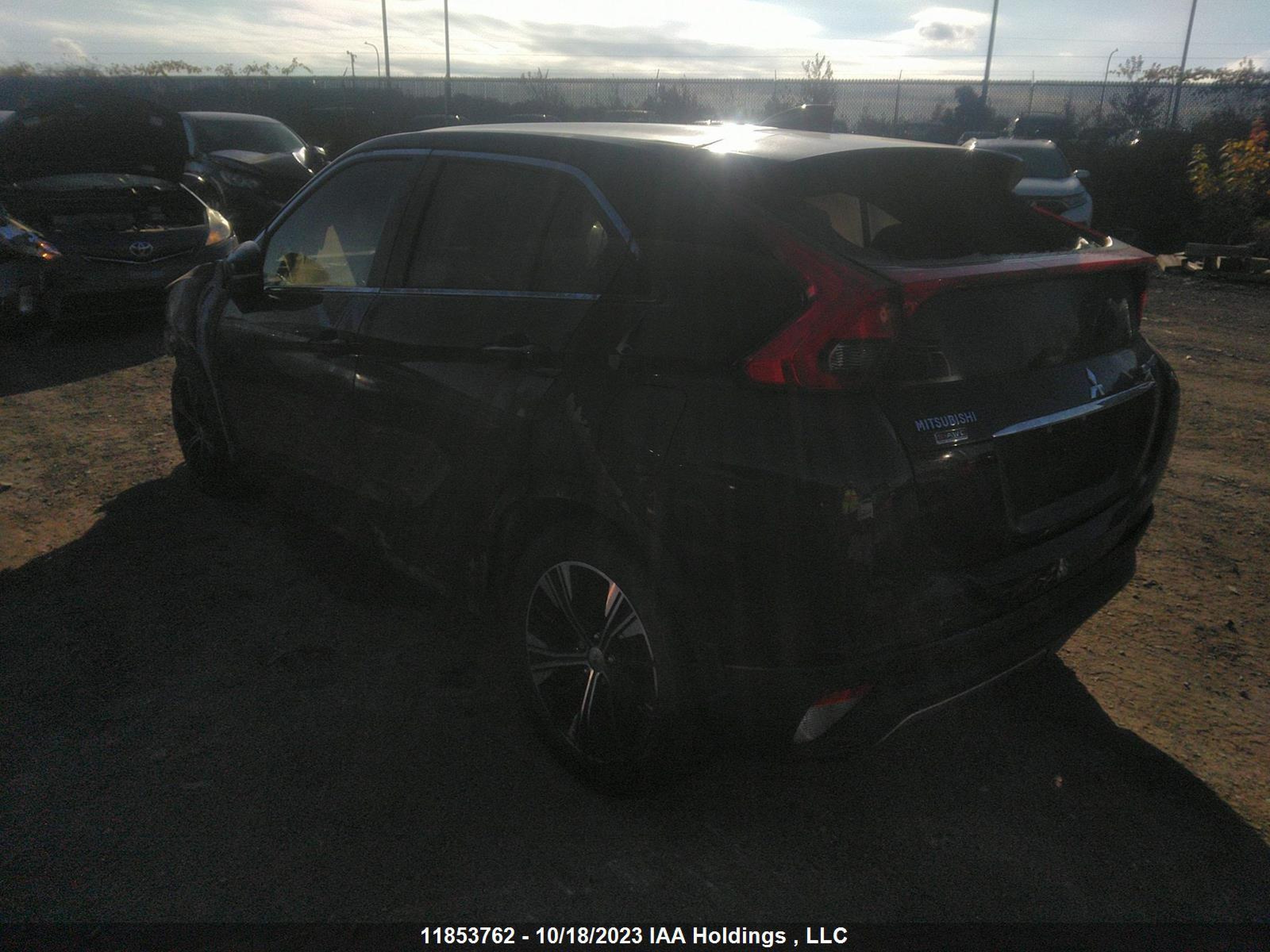 Photo 2 VIN: JA4AT3AA1JZ618682 - MITSUBISHI ECLIPSE CROSS 