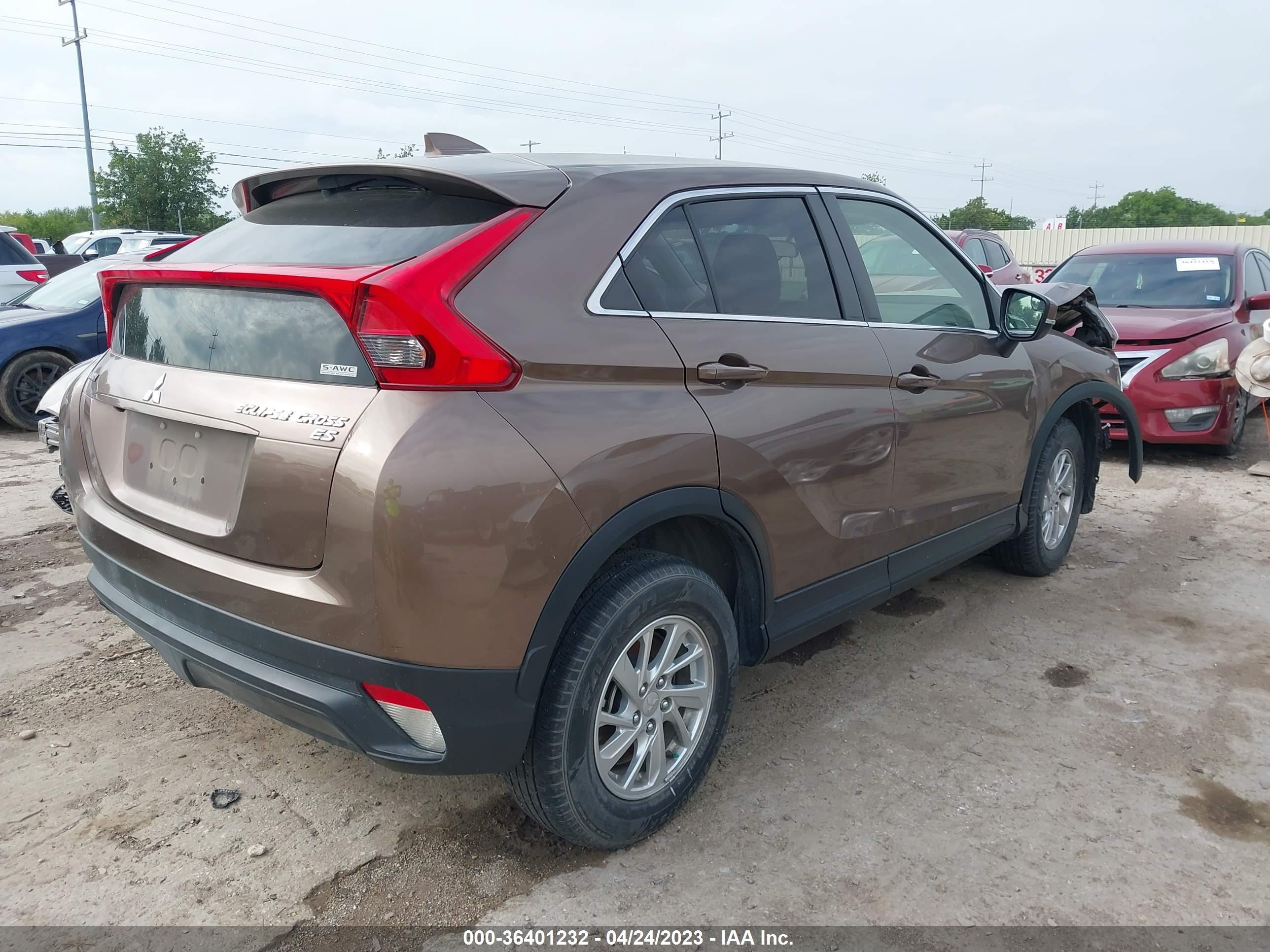 Photo 3 VIN: JA4AT3AA4JZ067566 - MITSUBISHI ECLIPSE CROSS 