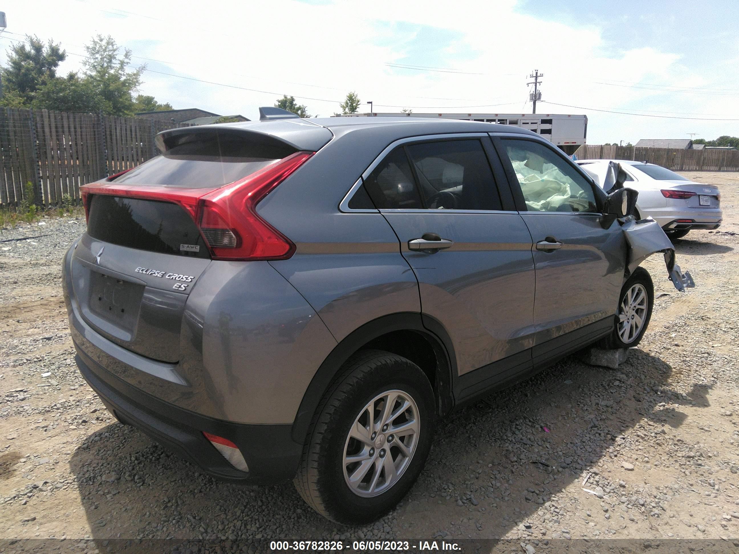 Photo 3 VIN: JA4AT3AA5JZ066703 - MITSUBISHI ECLIPSE CROSS 