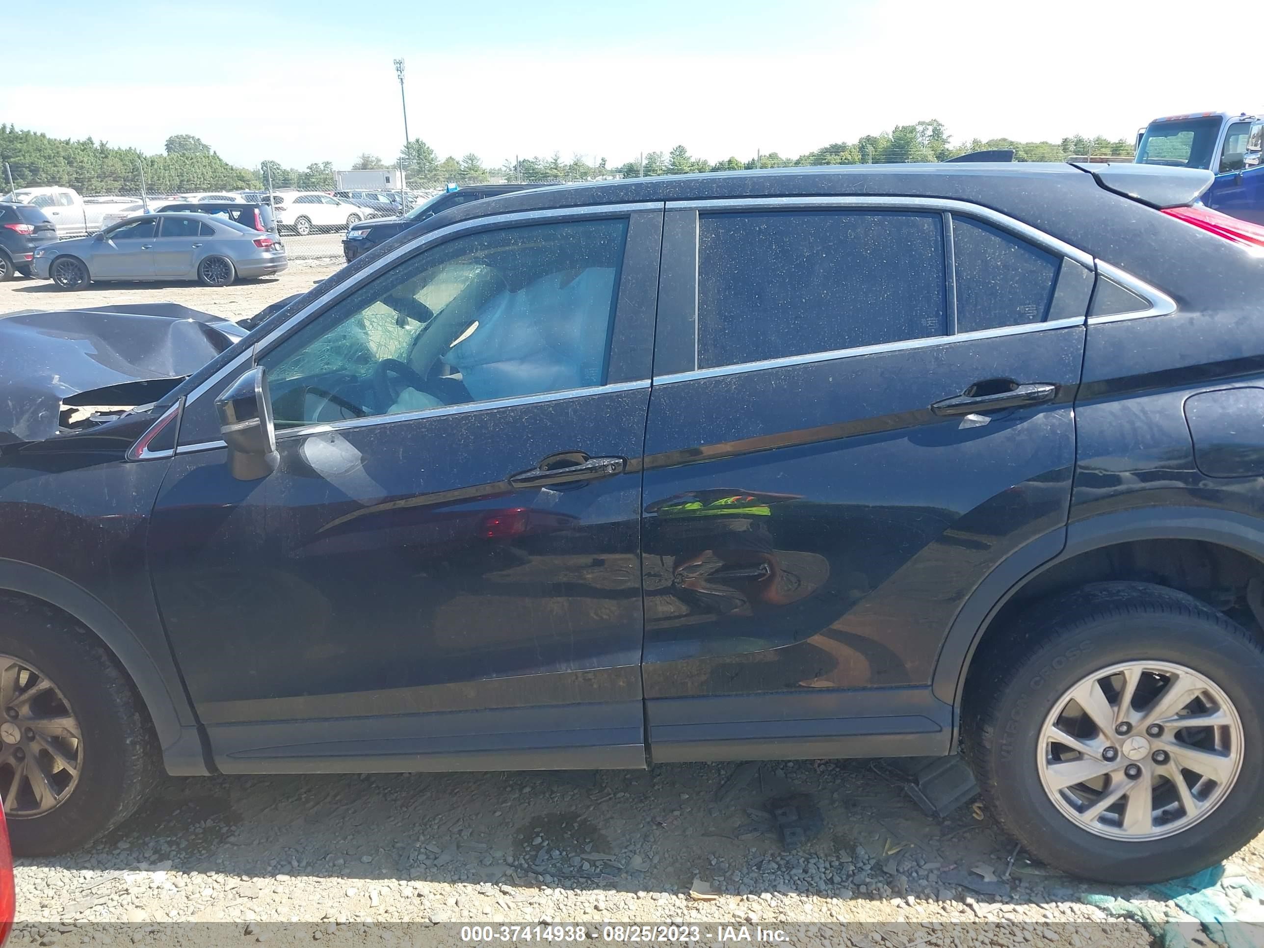 Photo 13 VIN: JA4AT3AA6KZ032416 - MITSUBISHI ECLIPSE CROSS 