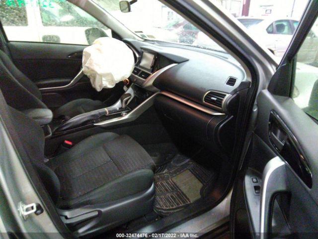 Photo 4 VIN: JA4AT3AA7KZ033882 - MITSUBISHI ECLIPSE CROSS 