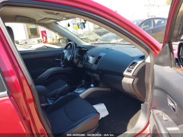 Photo 4 VIN: JA4AT3AW9AZ008623 - MITSUBISHI OUTLANDER 