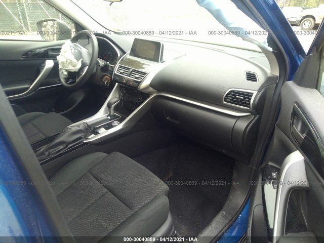 Photo 4 VIN: JA4AT4AA0JZ065481 - MITSUBISHI ECLIPSE CROSS 