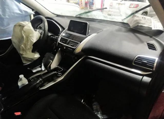 Photo 4 VIN: JA4AT4AA2JZ047080 - MITSUBISHI ECLIPSE CROSS 