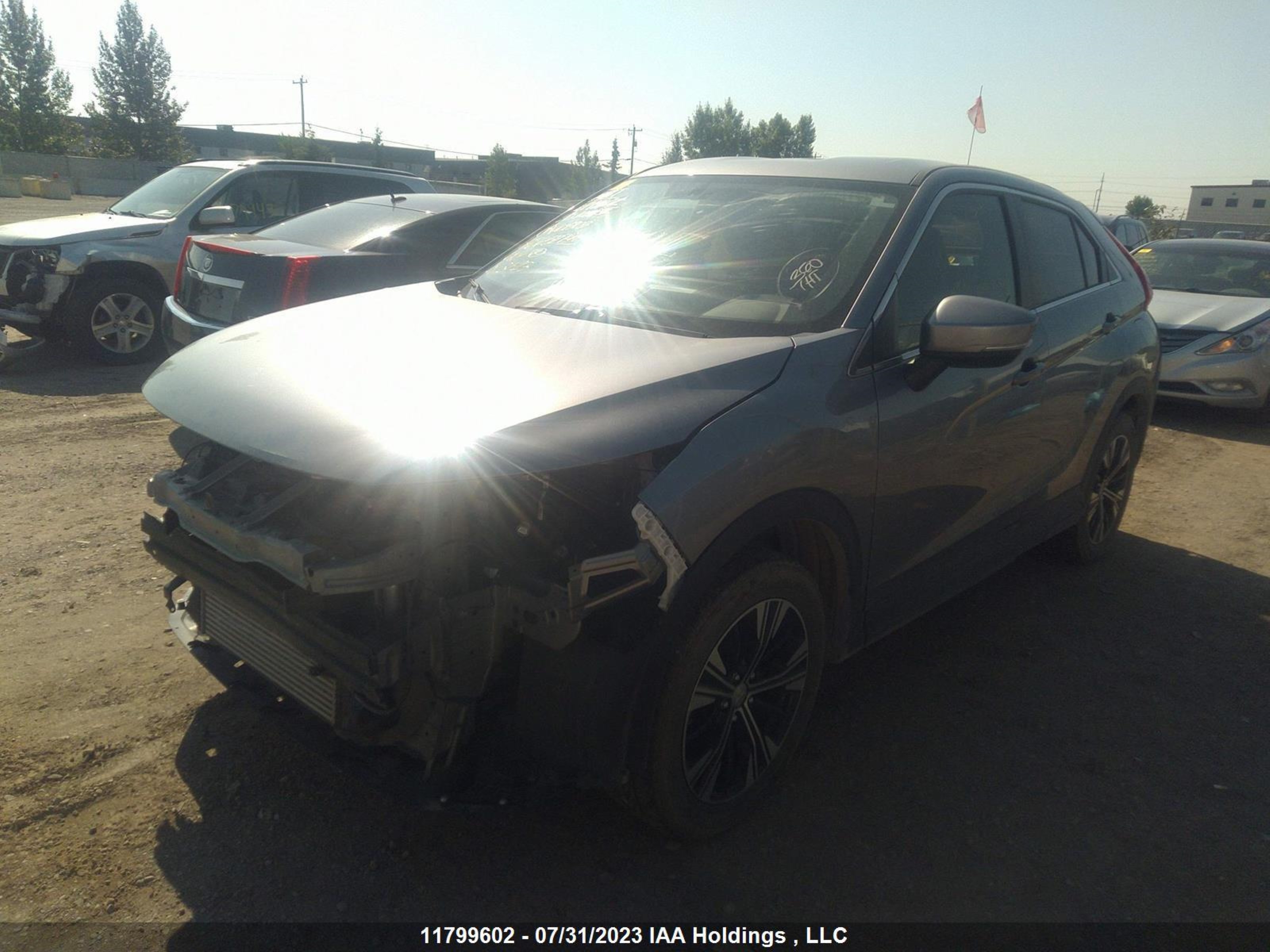 Photo 1 VIN: JA4AT4AA2LZ601303 - MITSUBISHI ECLIPSE CROSS 