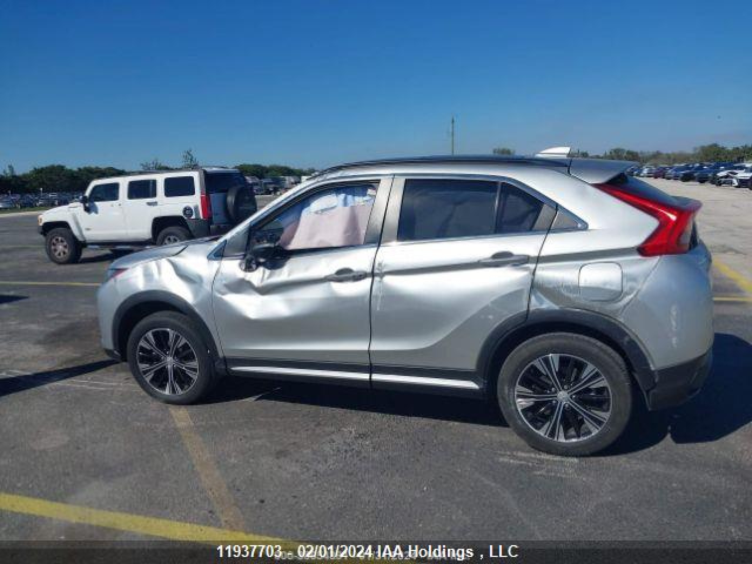 Photo 15 VIN: JA4AT4AA3LZ608311 - MITSUBISHI ECLIPSE CROSS 