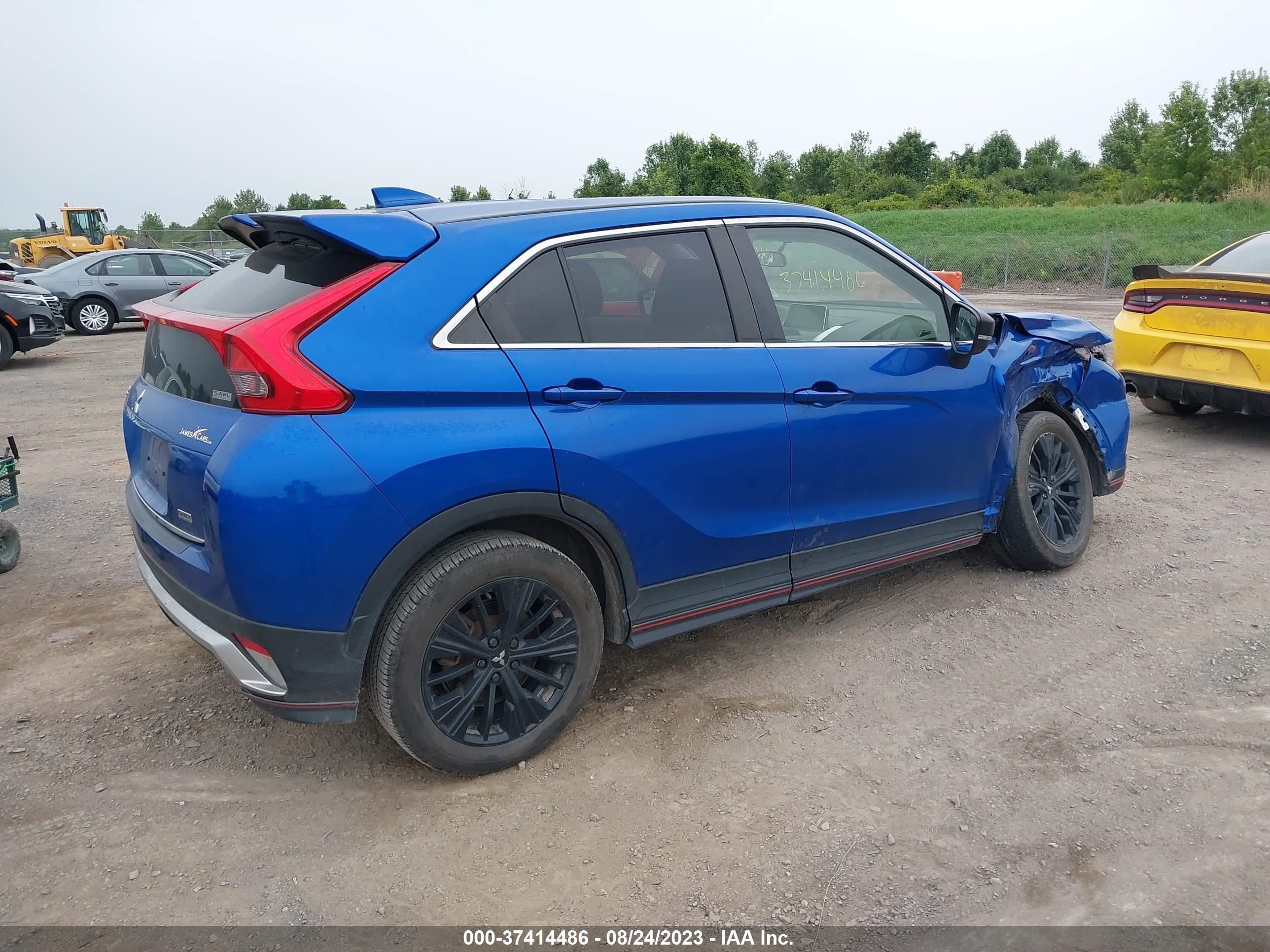 Photo 3 VIN: JA4AT4AA4LZ011863 - MITSUBISHI ECLIPSE CROSS 