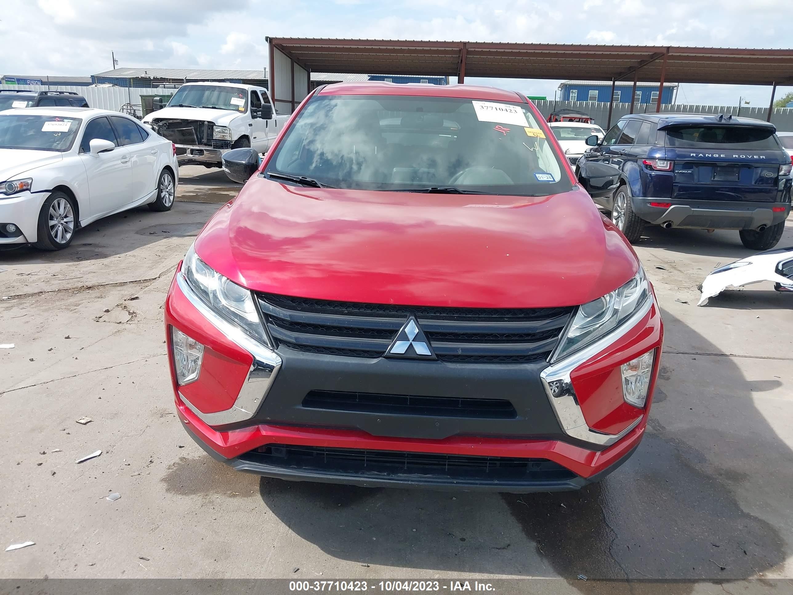 Photo 11 VIN: JA4AT4AA7JZ064862 - MITSUBISHI ECLIPSE CROSS 