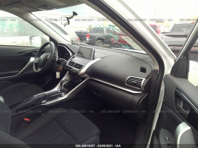 Photo 4 VIN: JA4AT4AA7JZ070578 - MITSUBISHI ECLIPSE CROSS 