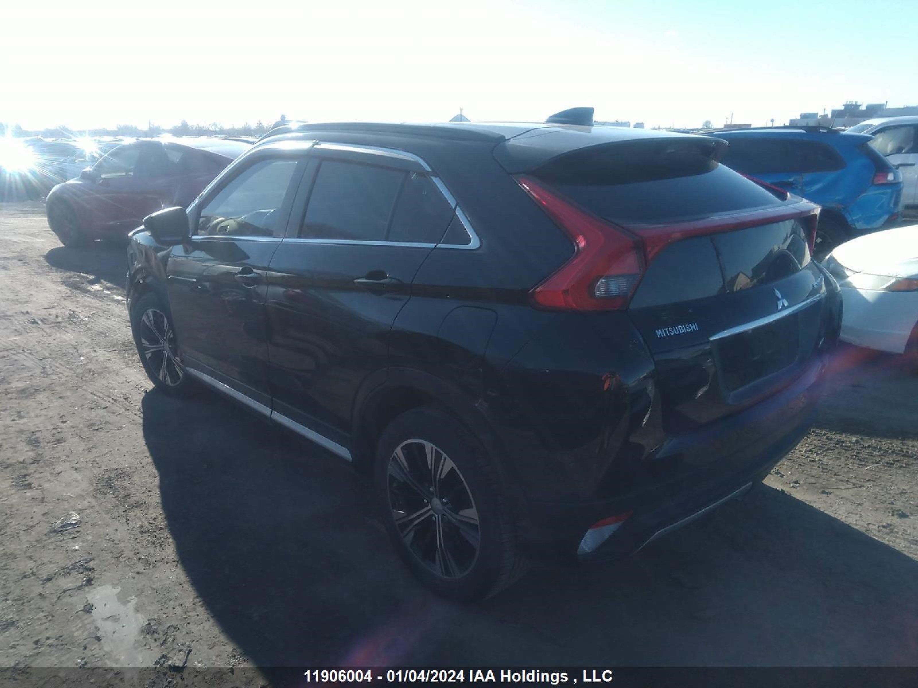 Photo 2 VIN: JA4AT4AA7JZ615470 - MITSUBISHI ECLIPSE CROSS 