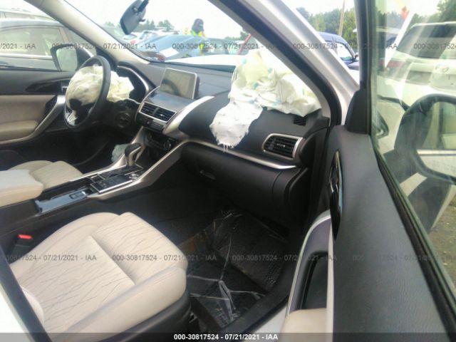 Photo 4 VIN: JA4AT5AA7KZ000831 - MITSUBISHI ECLIPSE CROSS 