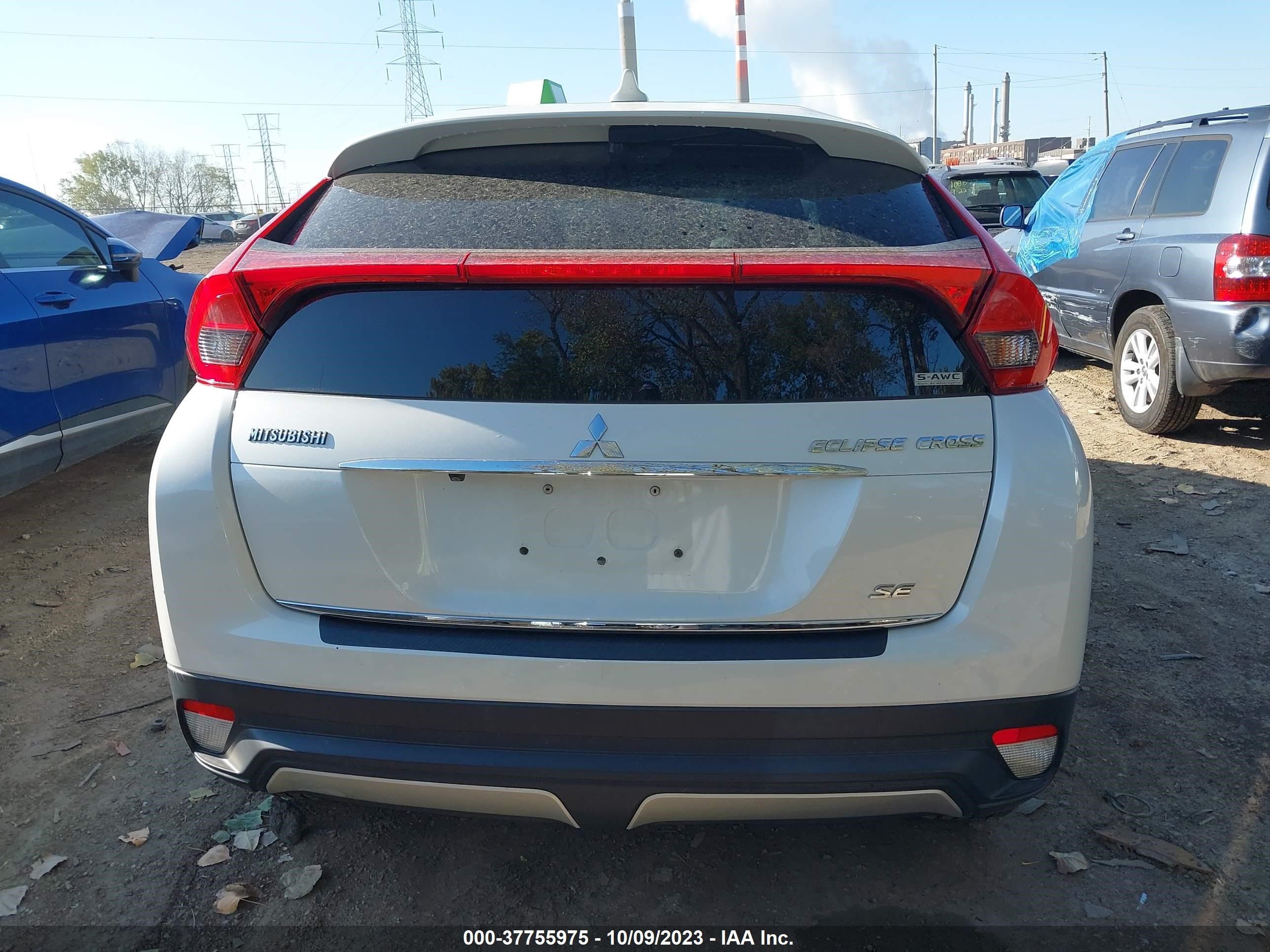 Photo 16 VIN: JA4AT5AA8JZ068974 - MITSUBISHI ECLIPSE CROSS 