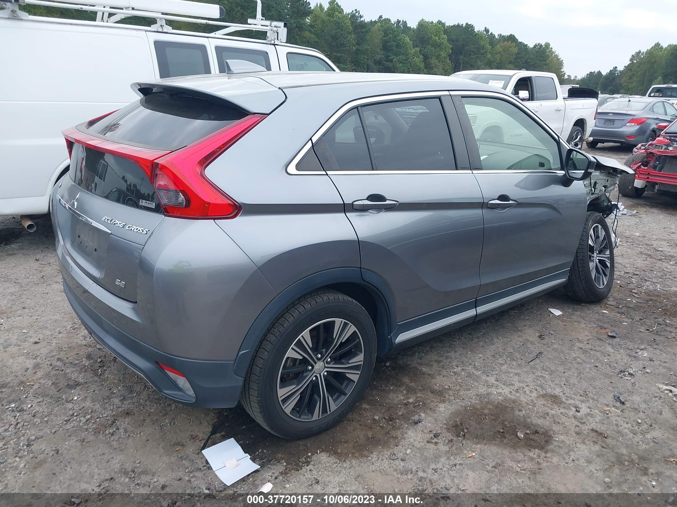 Photo 3 VIN: JA4AT5AAXJZ038214 - MITSUBISHI ECLIPSE CROSS 