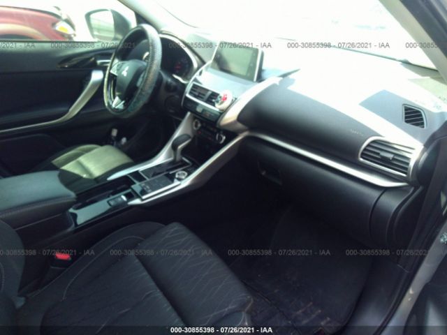 Photo 4 VIN: JA4AT5AAXJZ067647 - MITSUBISHI ECLIPSE CROSS 