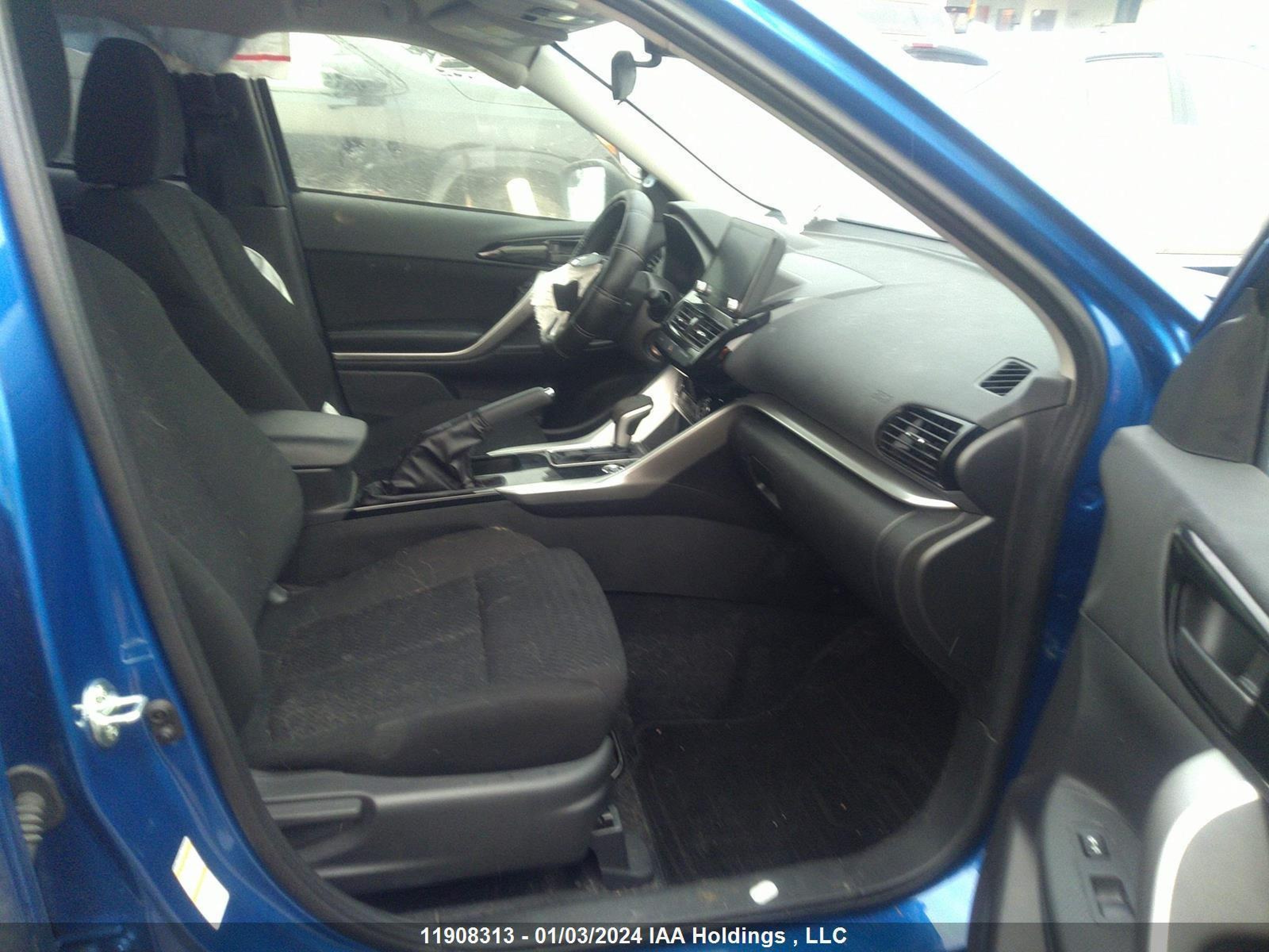 Photo 4 VIN: JA4ATUAA9PZ608867 - MITSUBISHI ECLIPSE CROSS 