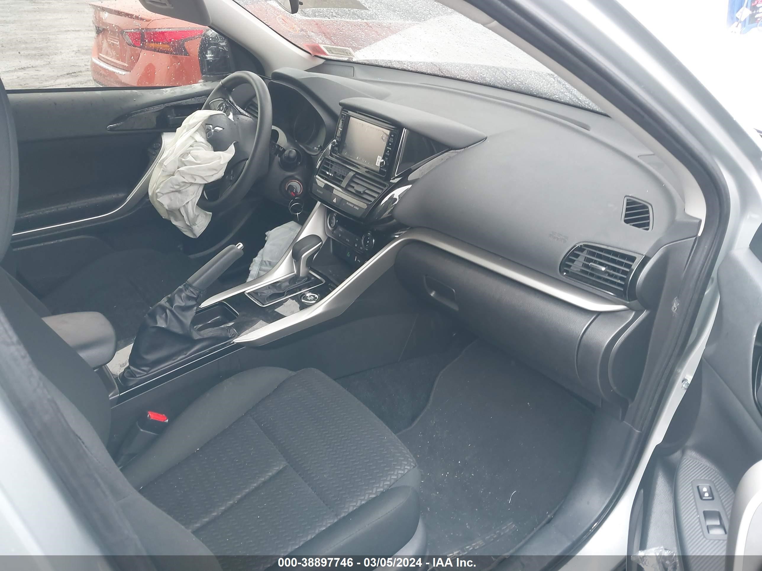 Photo 4 VIN: JA4ATUAAXRZ005879 - MITSUBISHI ECLIPSE CROSS 