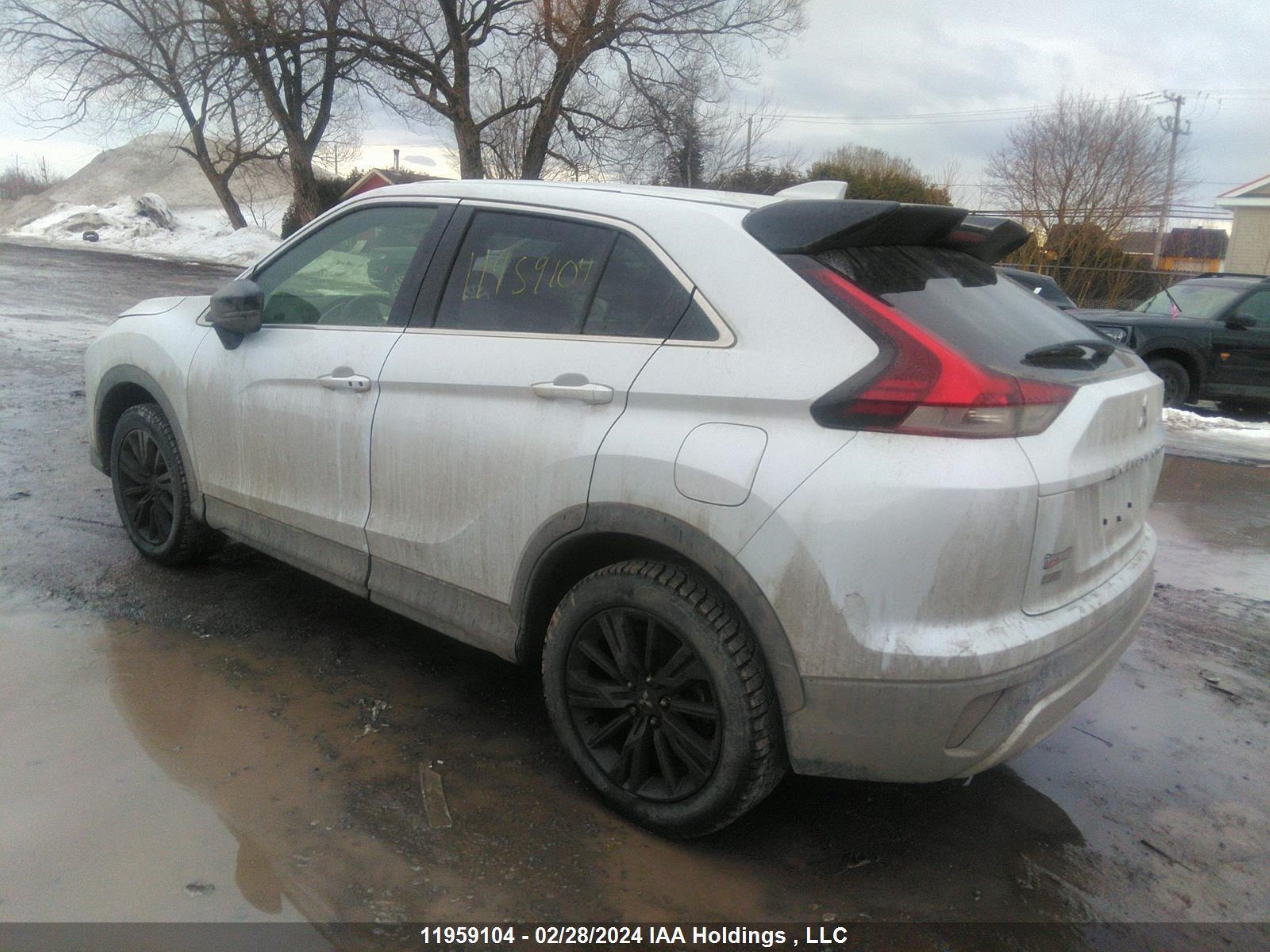 Photo 2 VIN: JA4ATVAA2PZ607114 - MITSUBISHI ECLIPSE CROSS 