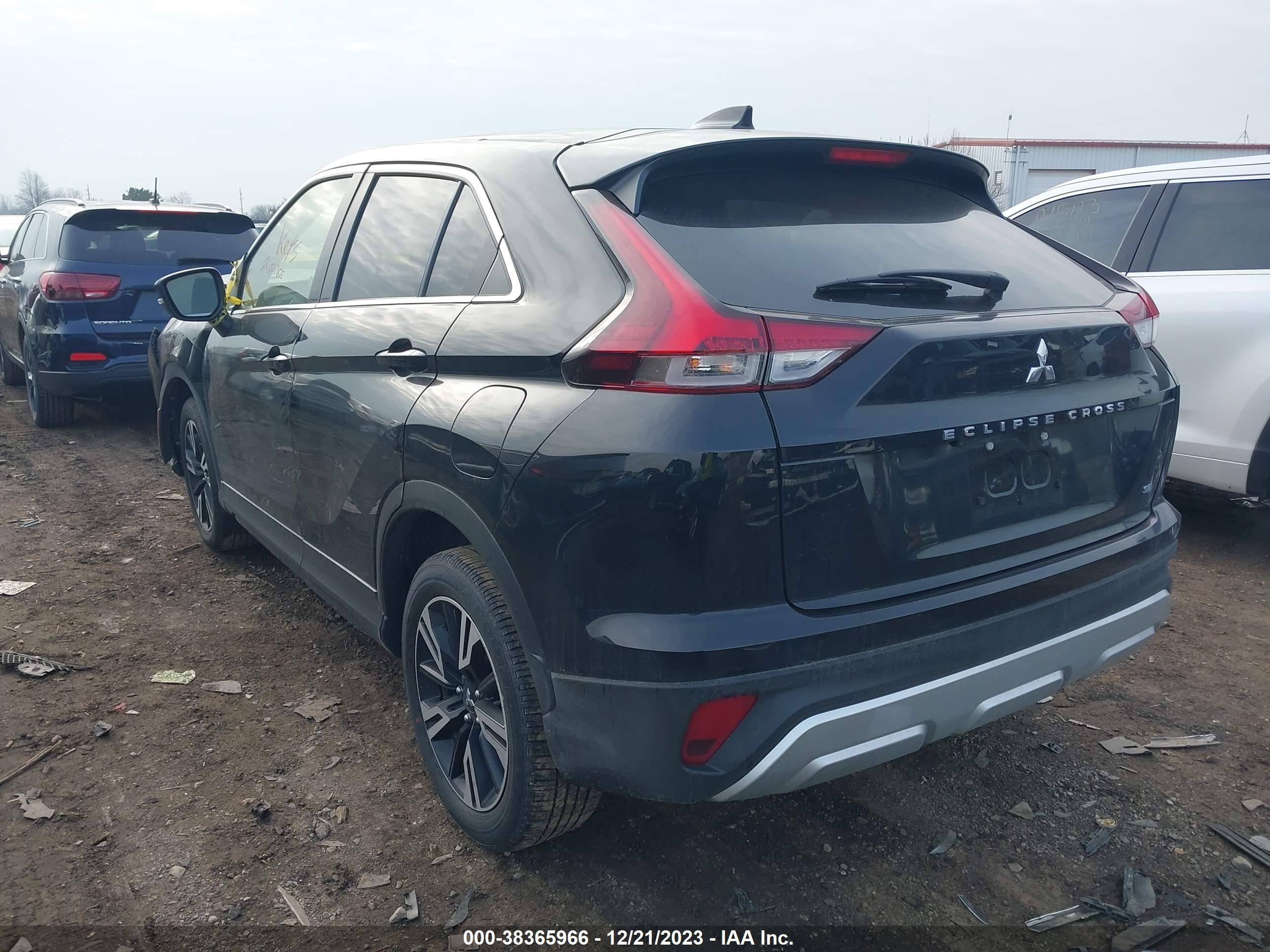 Photo 2 VIN: JA4ATWAA1RZ003465 - MITSUBISHI ECLIPSE CROSS 