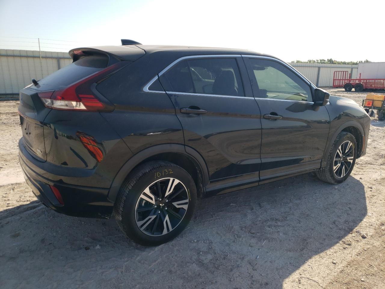 Photo 2 VIN: JA4ATWAA3PZ038716 - MITSUBISHI ECLIPSE CROSS 