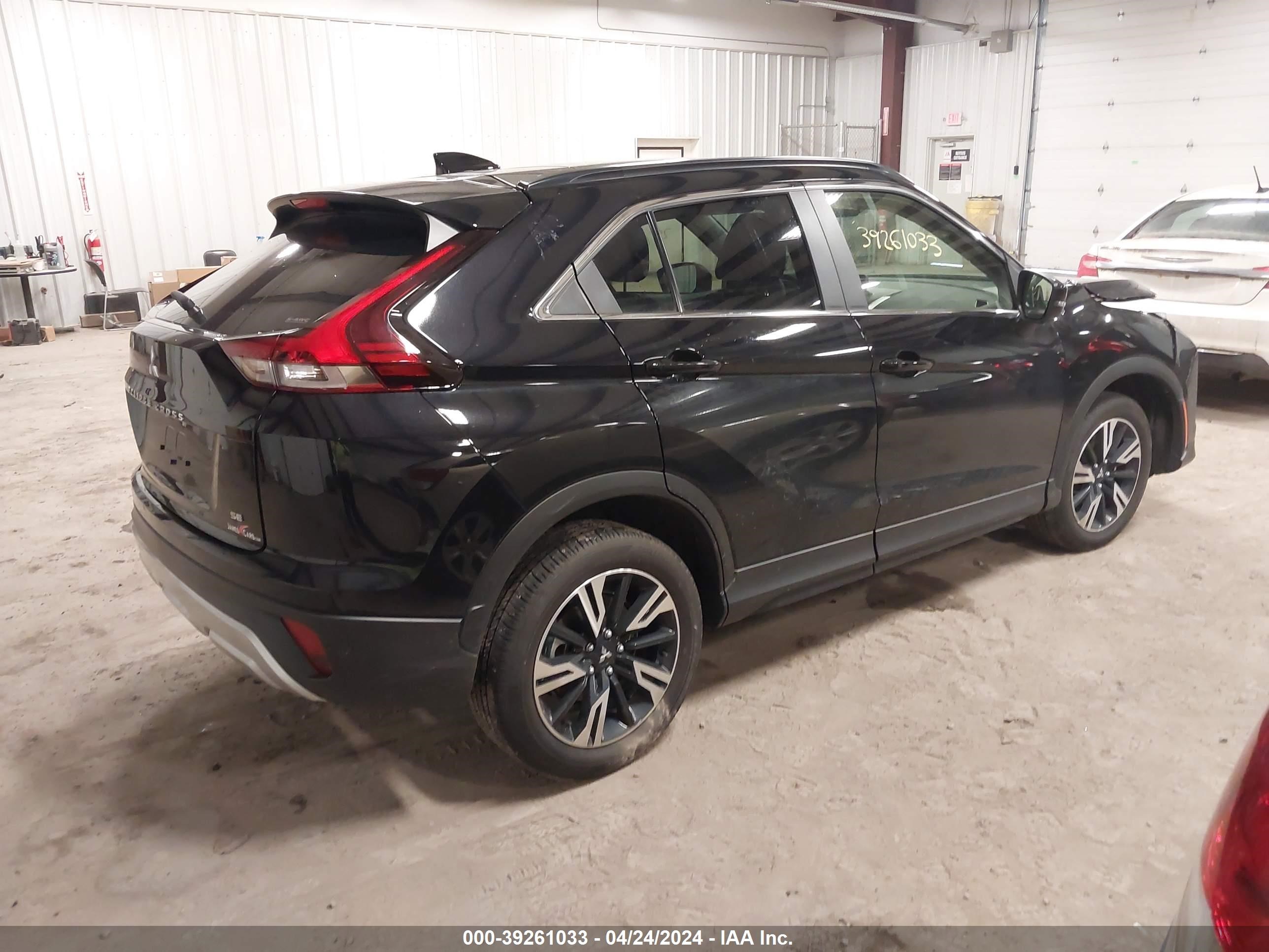 Photo 3 VIN: JA4ATWAA3RZ022759 - MITSUBISHI ECLIPSE CROSS 