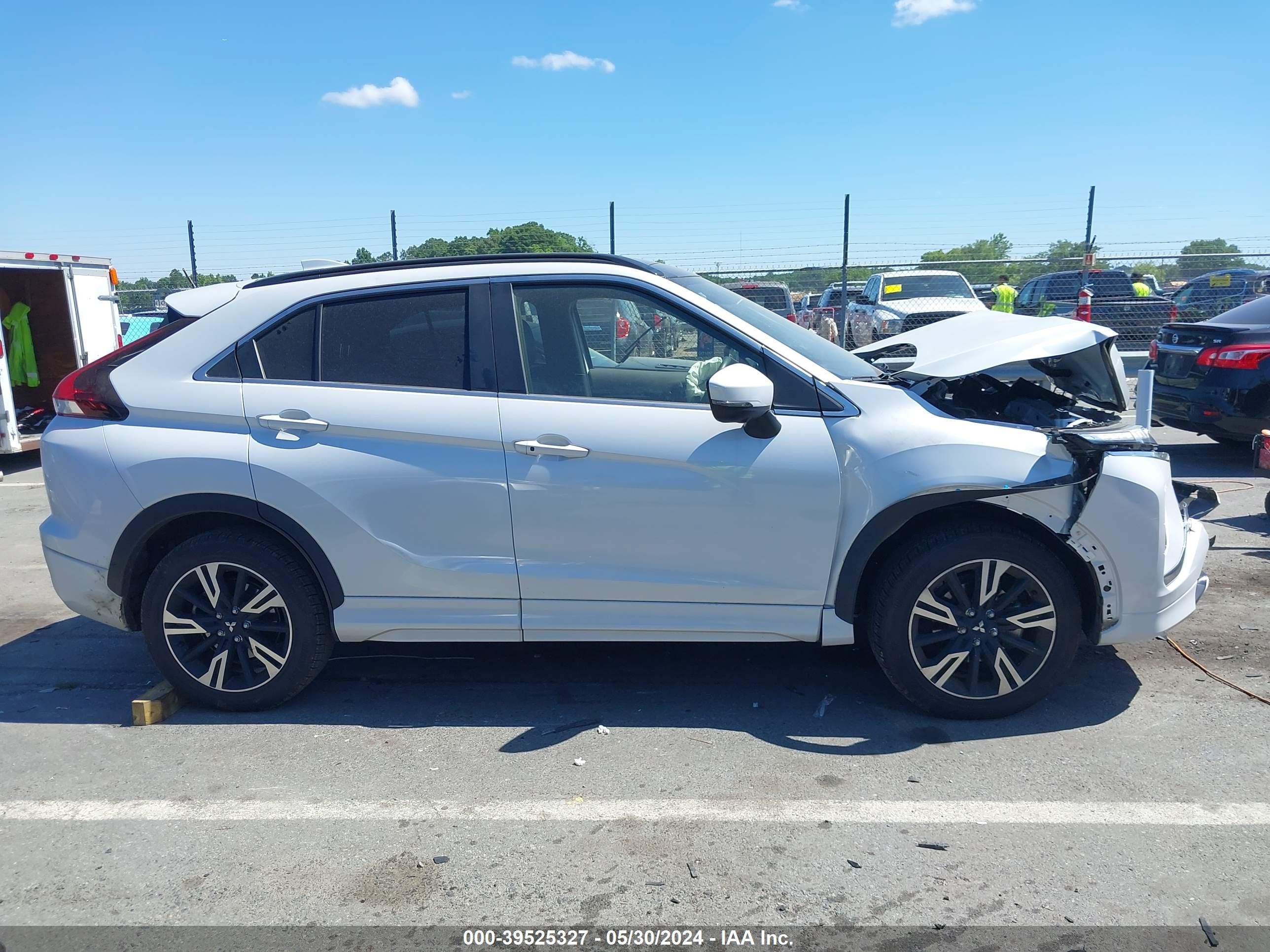 Photo 12 VIN: JA4ATWAA8PZ003010 - MITSUBISHI ECLIPSE CROSS 