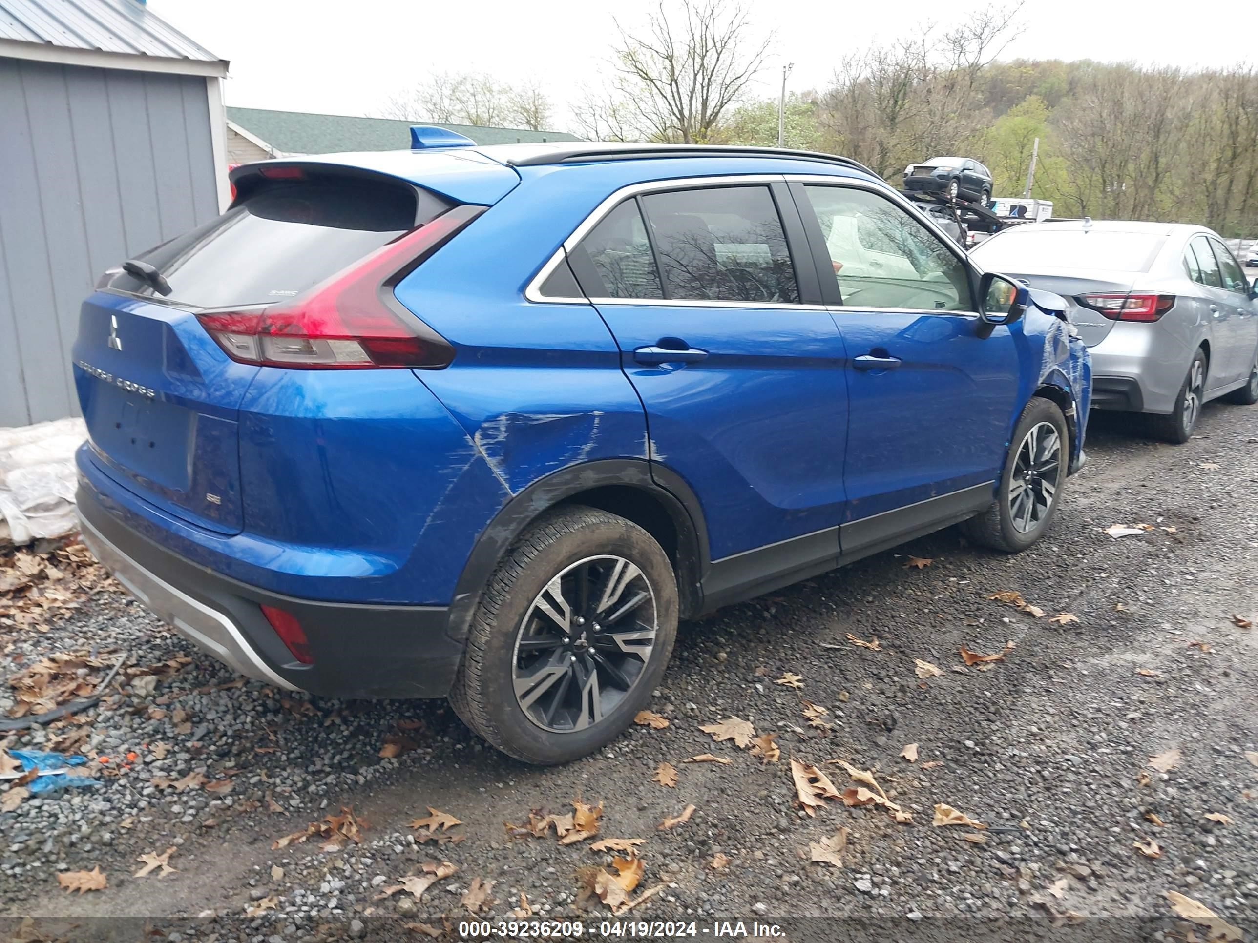 Photo 3 VIN: JA4ATWAA8RZ014382 - MITSUBISHI ECLIPSE CROSS 