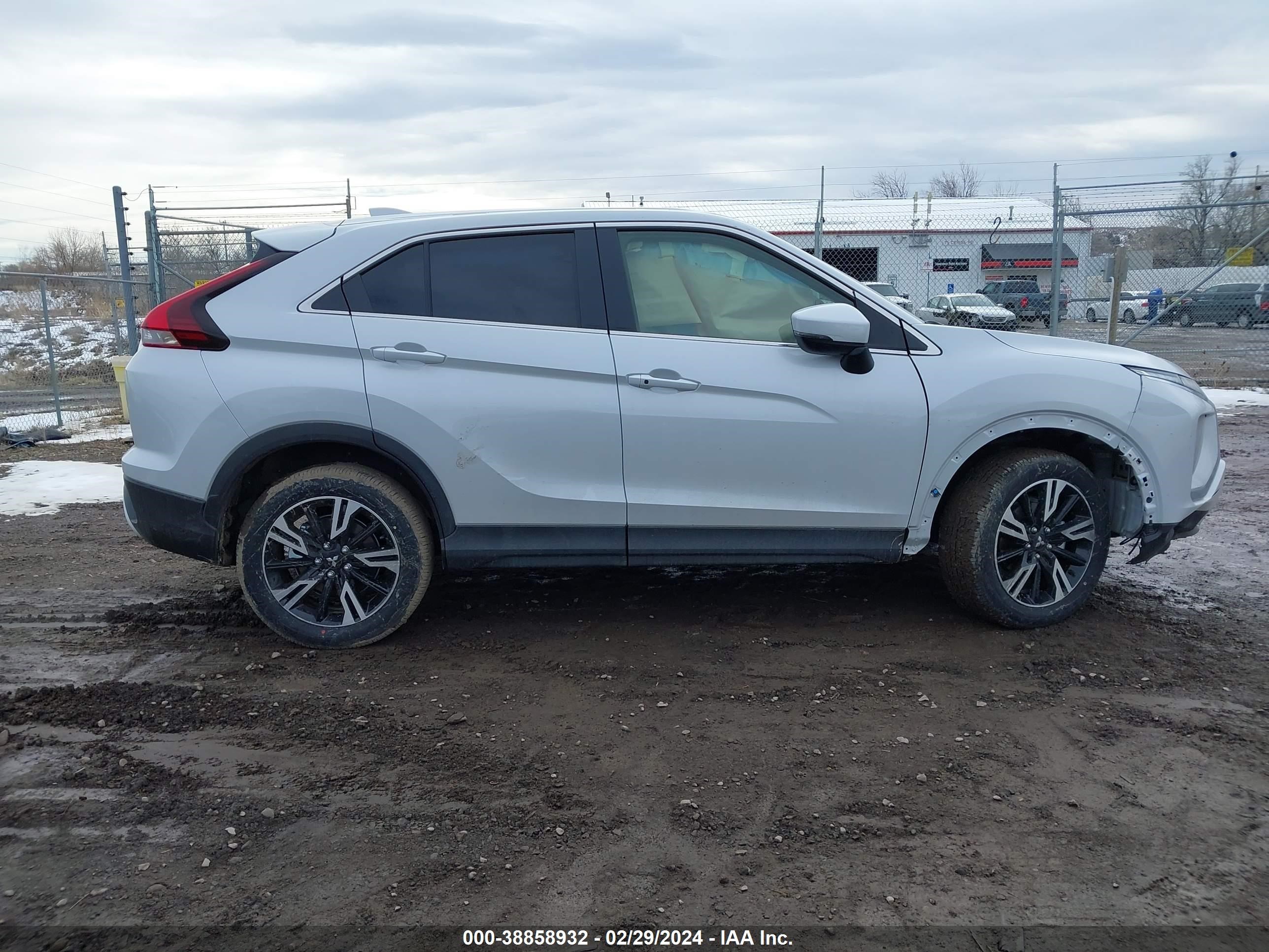 Photo 12 VIN: JA4ATWAA8RZ035717 - MITSUBISHI ECLIPSE CROSS 