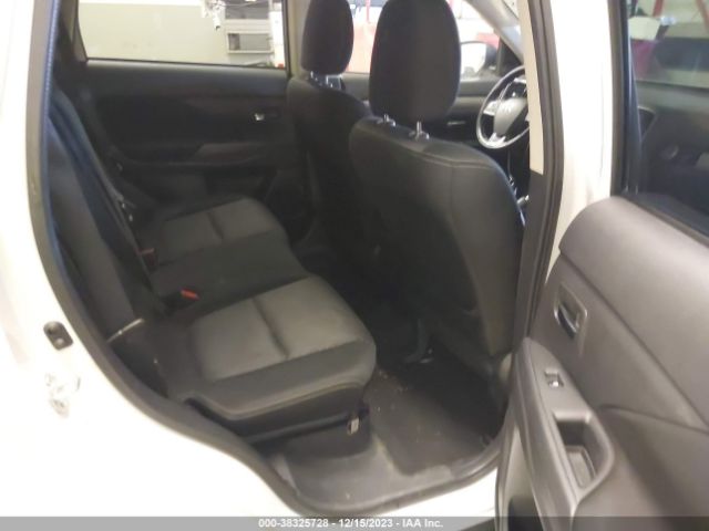 Photo 7 VIN: JA4AZ2A30HZ049506 - MITSUBISHI OUTLANDER 