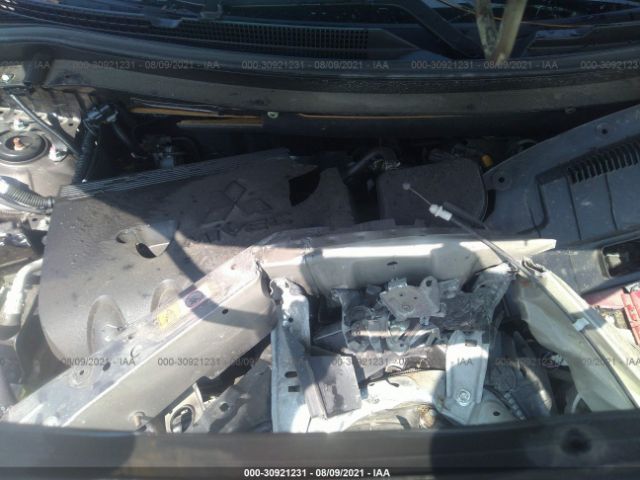 Photo 9 VIN: JA4AZ2A30JZ007343 - MITSUBISHI OUTLANDER 