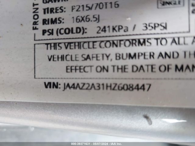 Photo 8 VIN: JA4AZ2A31HZ608447 - MITSUBISHI OUTLANDER 