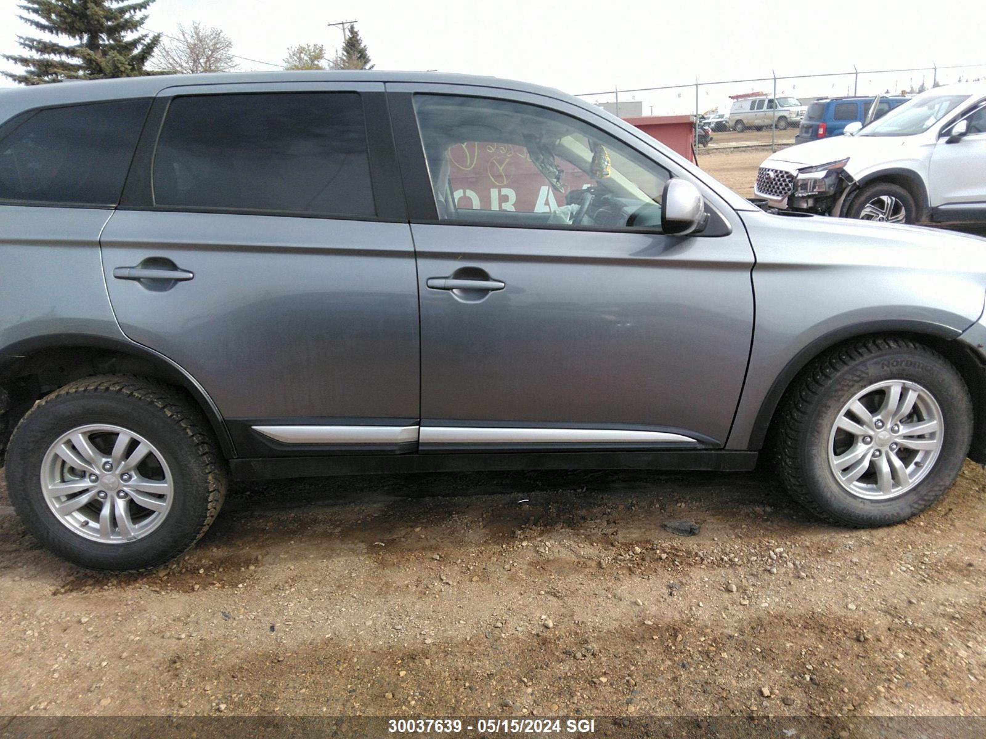 Photo 12 VIN: JA4AZ2A31LZ602866 - MITSUBISHI OUTLANDER 