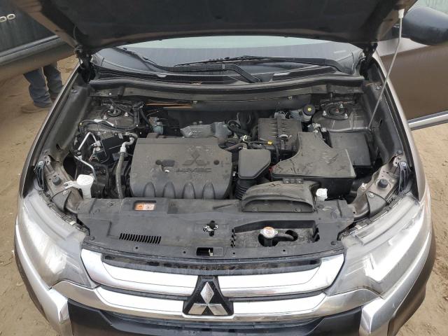 Photo 10 VIN: JA4AZ2A32JZ006274 - MITSUBISHI OUTLANDER 