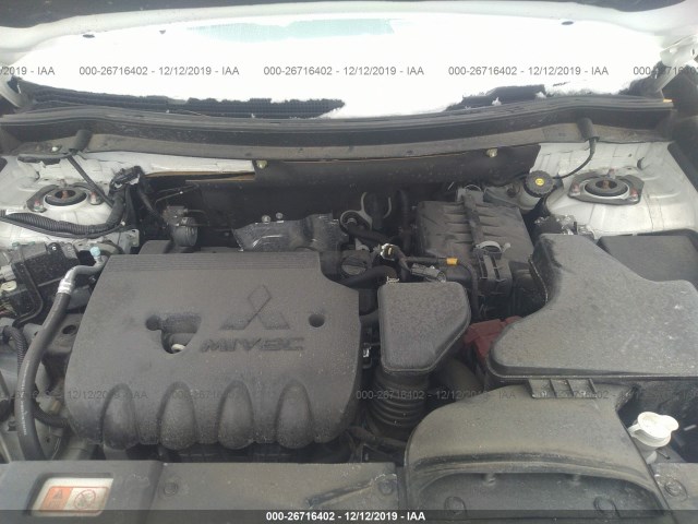 Photo 9 VIN: JA4AZ2A33HZ059673 - MITSUBISHI OUTLANDER 