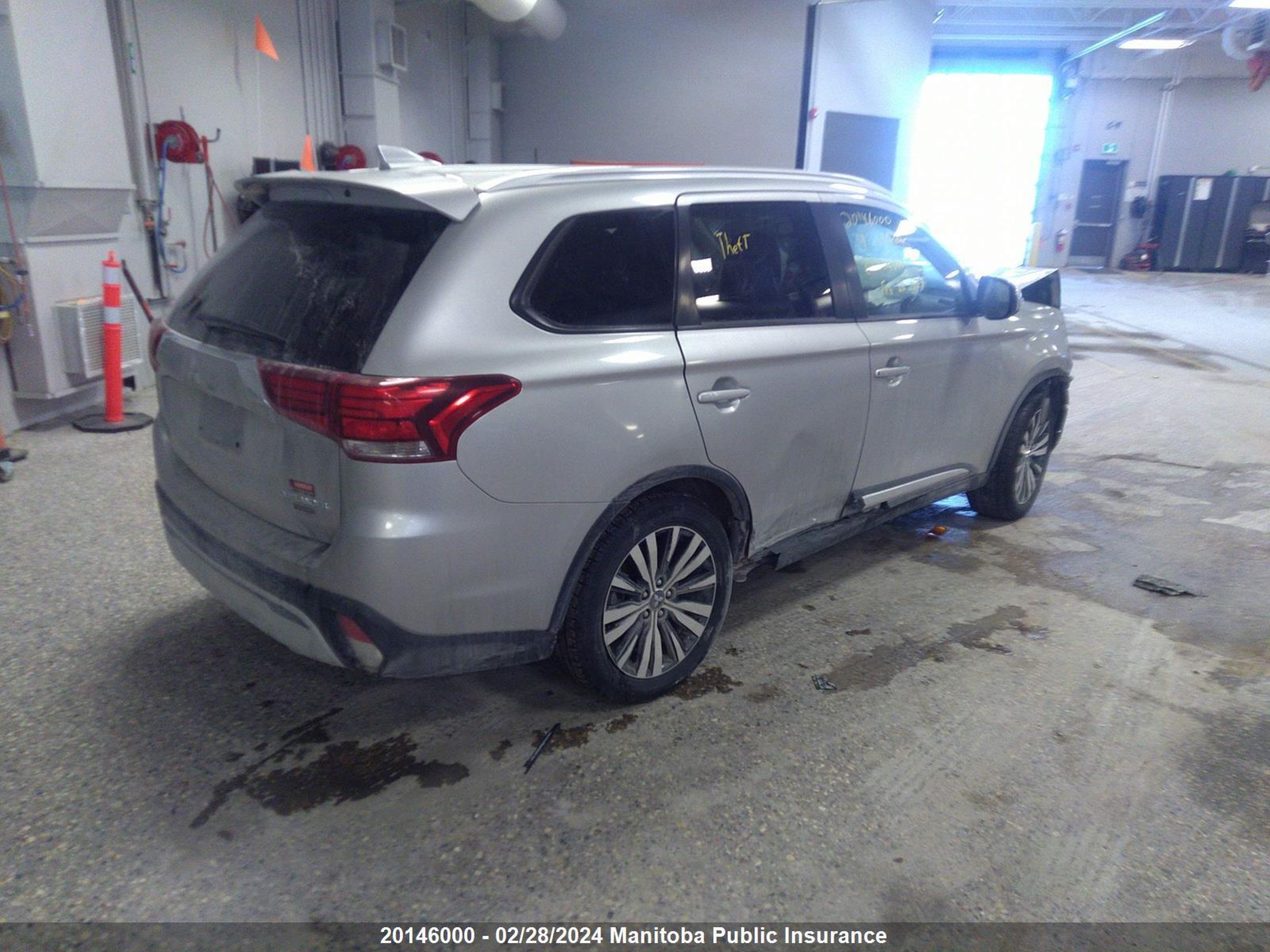 Photo 3 VIN: JA4AZ2A33KZ605041 - MITSUBISHI OUTLANDER 