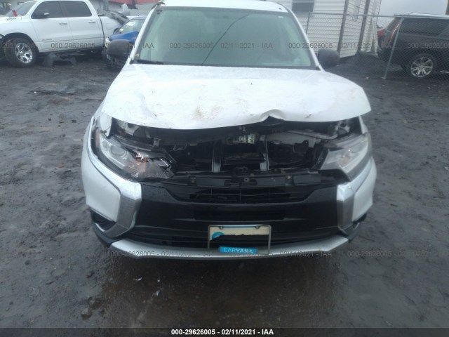 Photo 5 VIN: JA4AZ2A34HZ045183 - MITSUBISHI OUTLANDER 