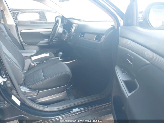 Photo 4 VIN: JA4AZ2A34HZ064767 - MITSUBISHI OUTLANDER 