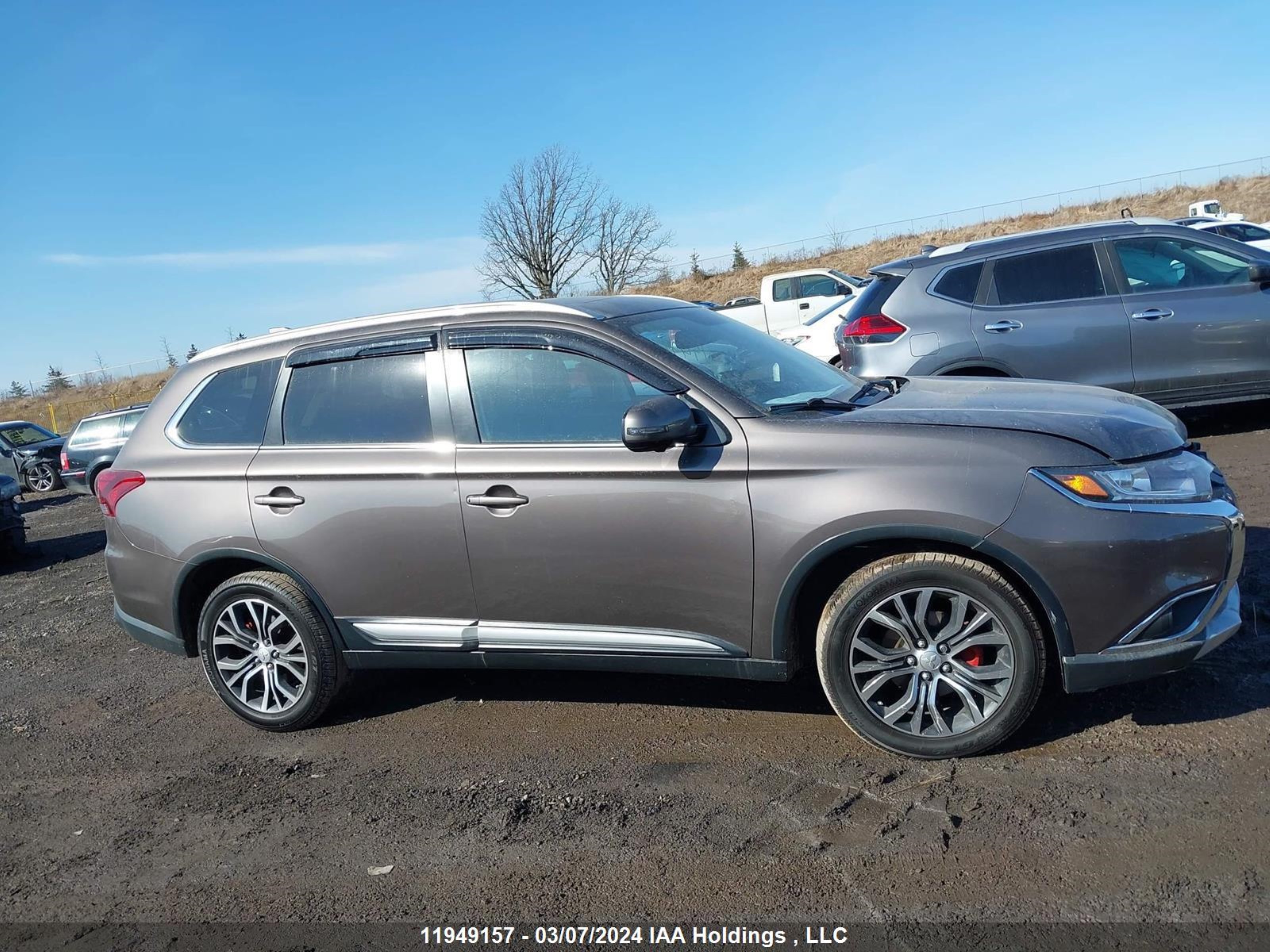 Photo 12 VIN: JA4AZ2A34HZ601007 - MITSUBISHI OUTLANDER 