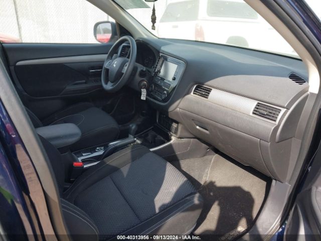 Photo 4 VIN: JA4AZ2A34JZ005370 - MITSUBISHI OUTLANDER 