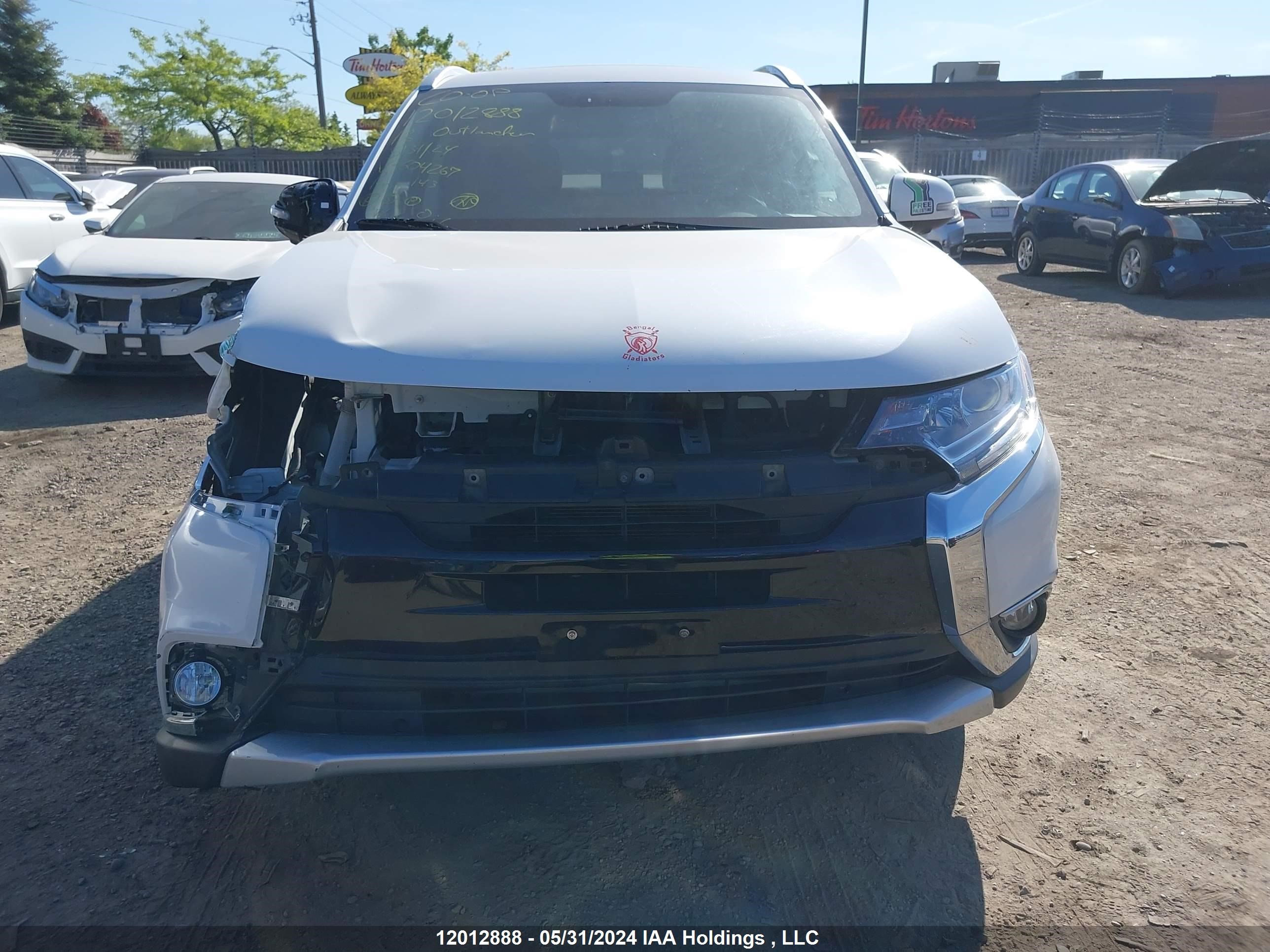 Photo 12 VIN: JA4AZ2A34JZ604267 - MITSUBISHI OUTLANDER 