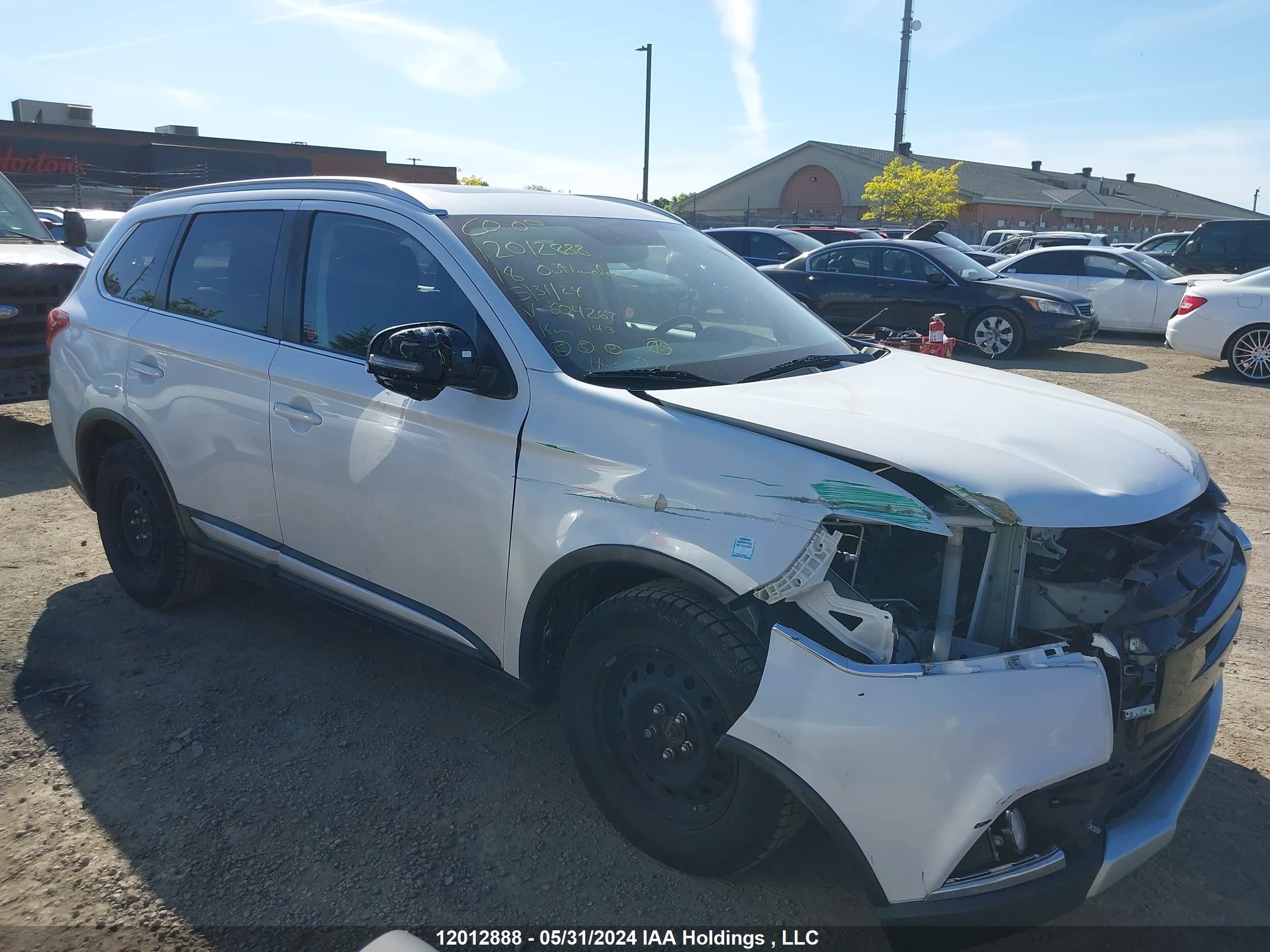 Photo 13 VIN: JA4AZ2A34JZ604267 - MITSUBISHI OUTLANDER 