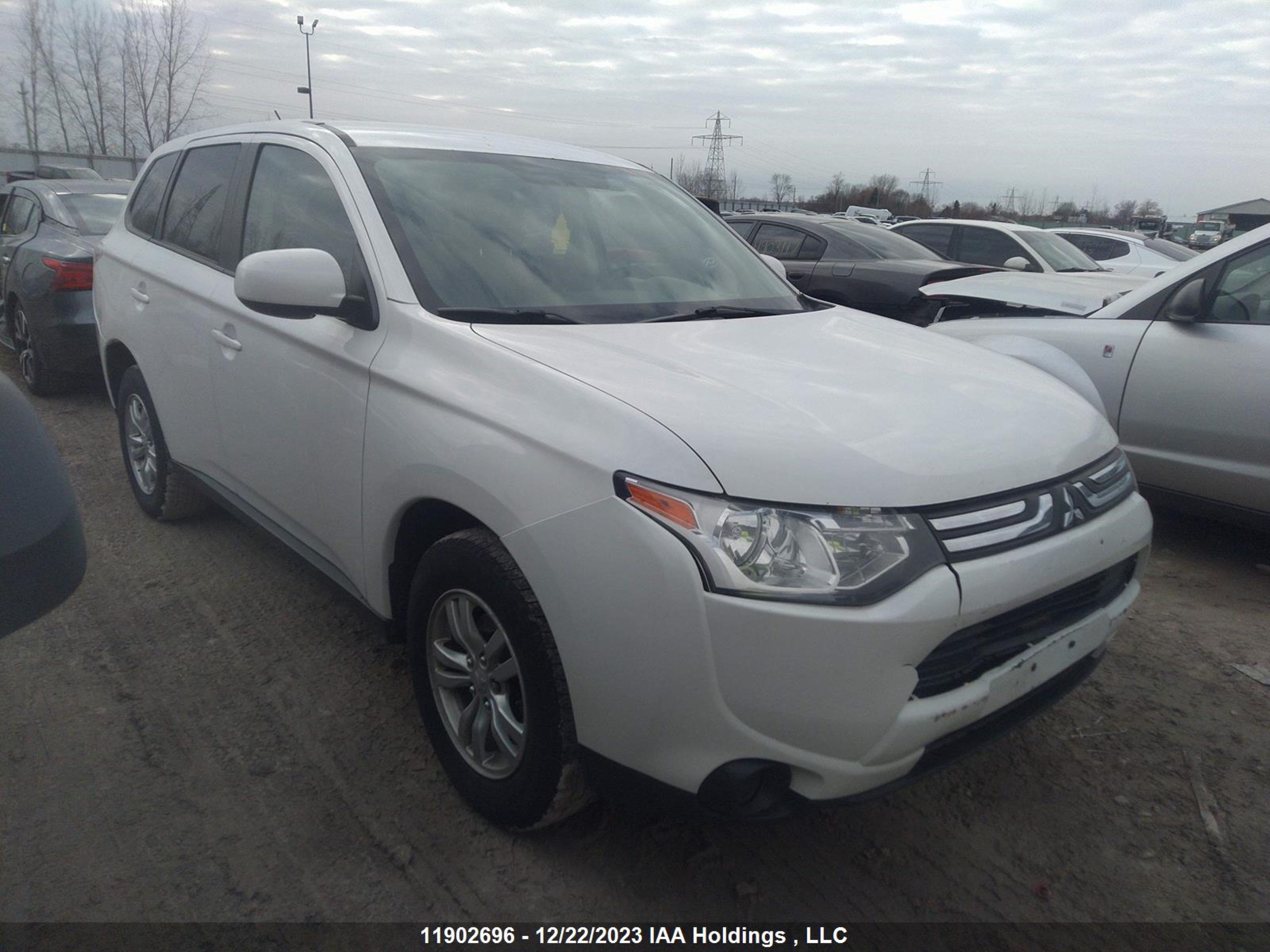 Photo 0 VIN: JA4AZ2A35EZ601903 - MITSUBISHI OUTLANDER 