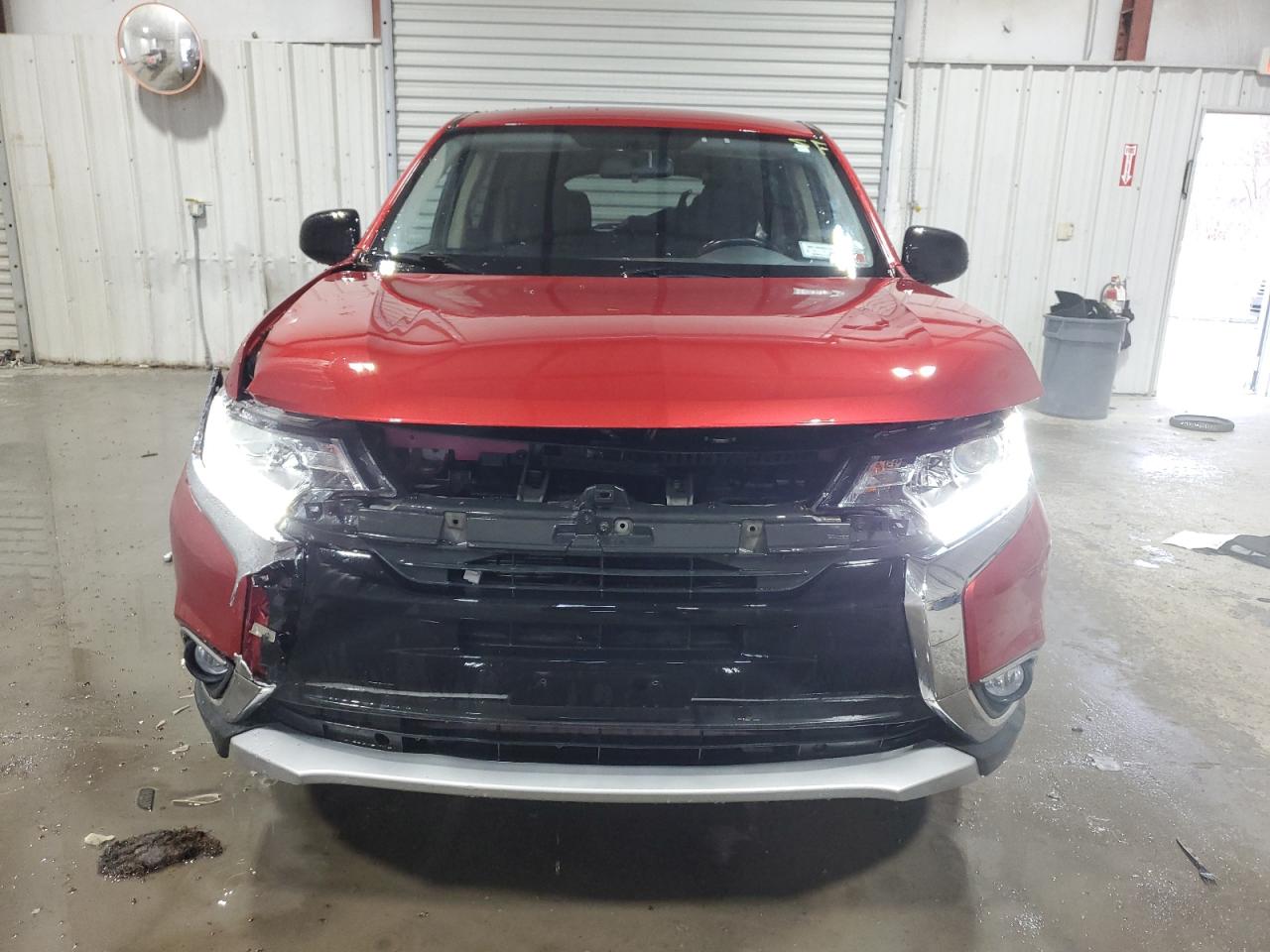 Photo 4 VIN: JA4AZ2A35HZ006487 - MITSUBISHI OUTLANDER 