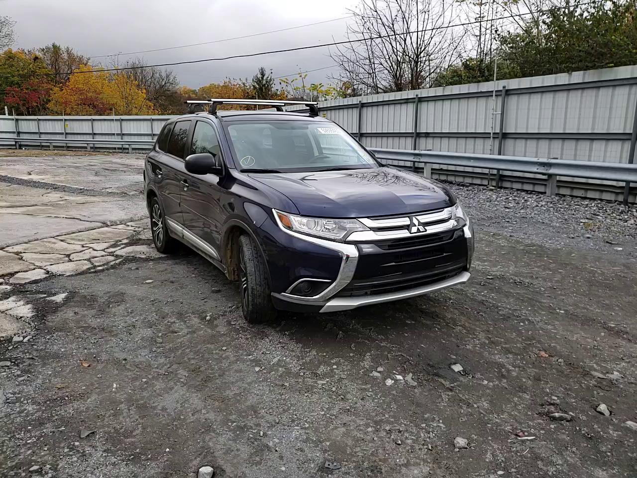 Photo 10 VIN: JA4AZ2A35HZ050327 - MITSUBISHI OUTLANDER 