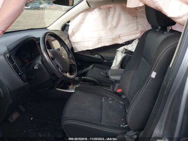 Photo 4 VIN: JA4AZ2A36HZ037876 - MITSUBISHI OUTLANDER 